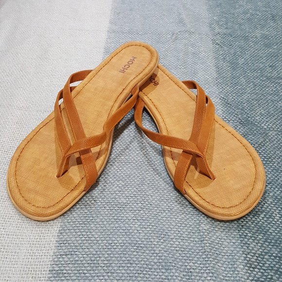 MOCHI Shoes - MOCHI Brown Sandals Size 9